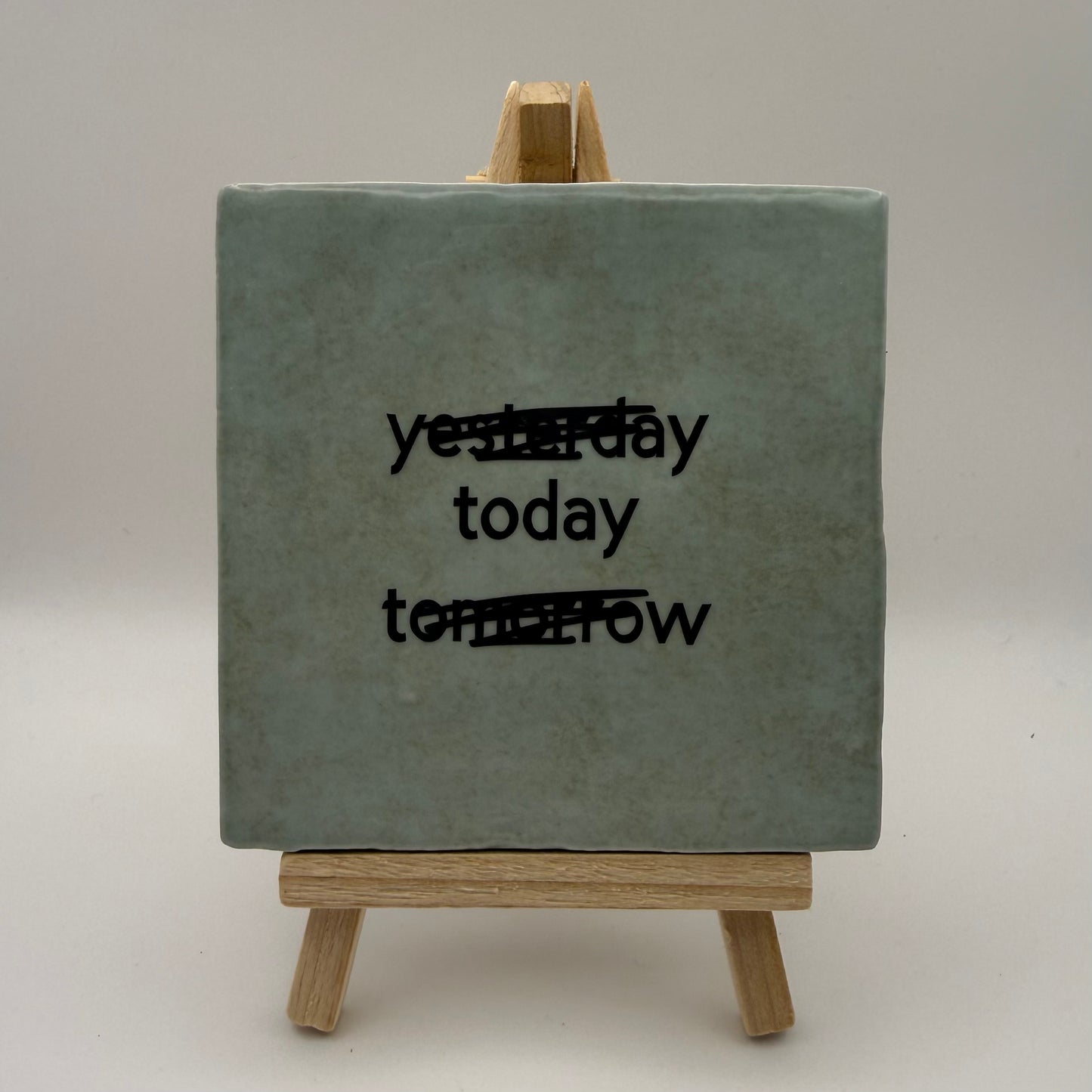 Tegeltje - Today